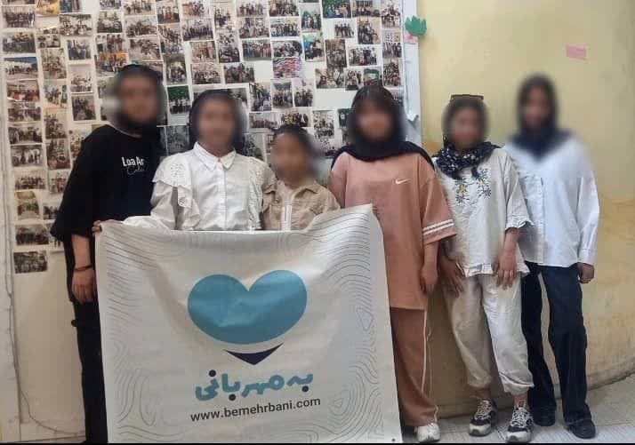 زبان برگزاری کارگاه کتاب‌خوانی با موضوع «چگونگی مواجهه با اندوه» در مؤسسه دارالاکرام گرگان