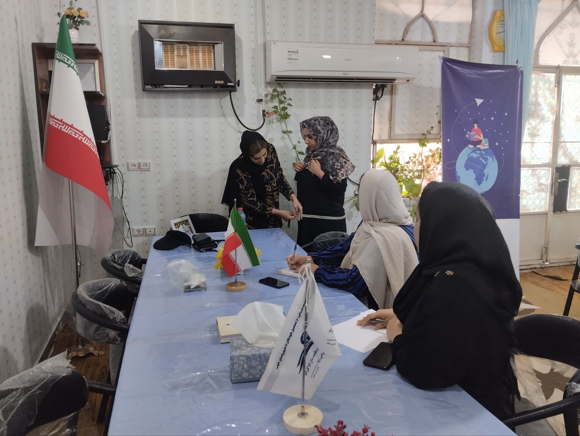 IMG 20250917 103416 340 برگزاری کارگاه‌ آموزش خیاطی در دارالاکرام شوش برای توانمندسازی مادران