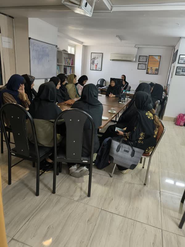517643de 17cd 4f59 b793 c968c85141e7 دارالاکرامِ جهرم برای مادران کارگاه آموزشی دایر کرد