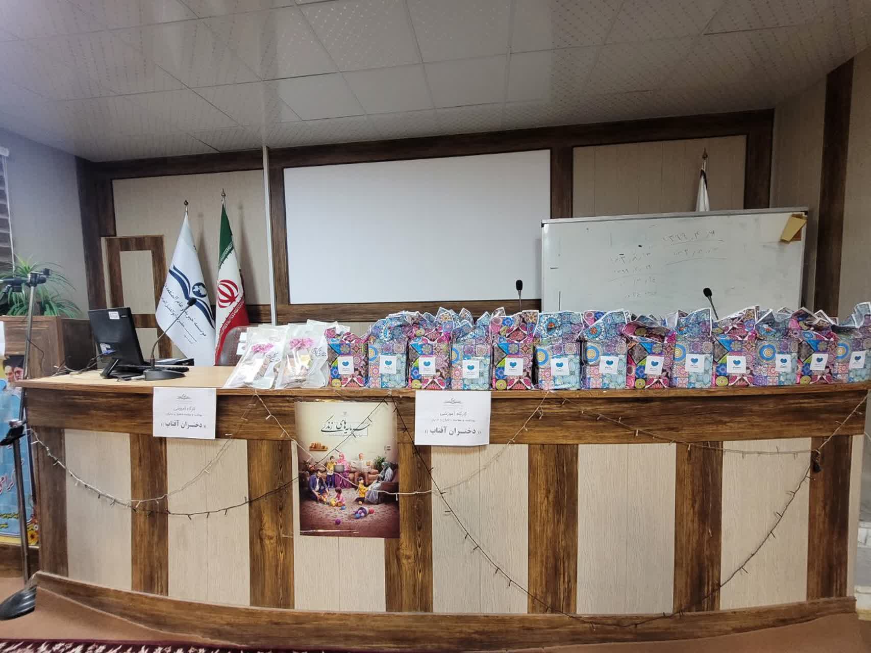 photo 2025 10 21 23 53 44 برگزاری کارگاه آموزشی بهداشت برای دختران دارالاکرام مُهر