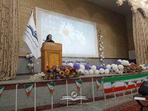 کارگاه بهداشت فردی دانش آموزان دختر آذرشهر 3 برگزاری کارگاه آموزشی "دختران آفتاب" برای توانمندسازی دختران نوجوان دارالاکرام آذرشهر