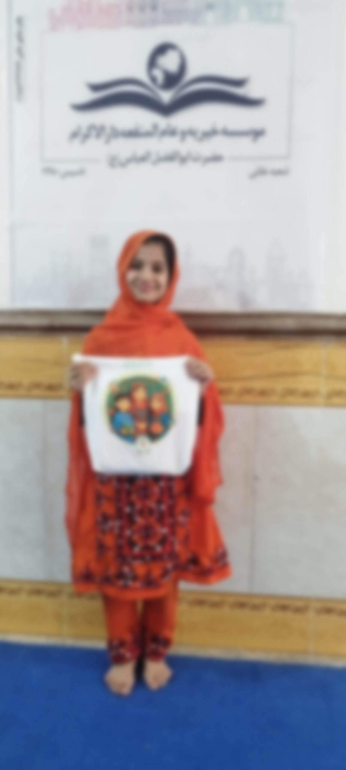 20251116 095137 scaled توزیع بستههای لوازمتحریر و کوله مدرسه میان دانشآموزان دارالاکرام خاش