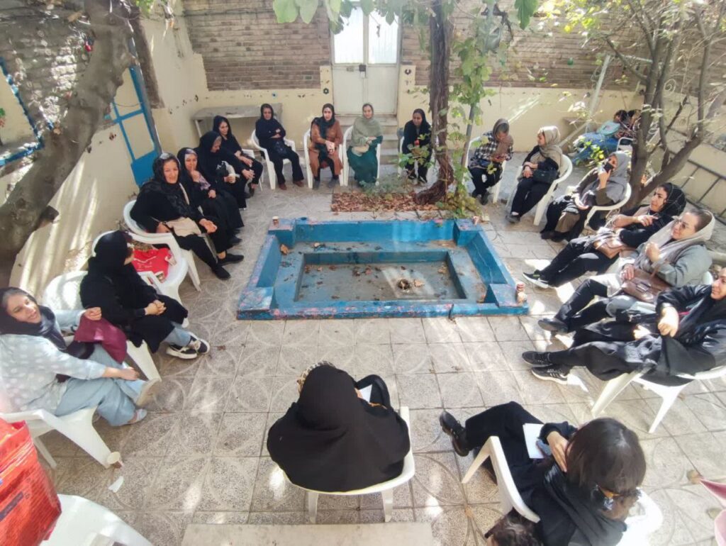 photo 2025 11 14 14.23.26 دانش‌آموزانِ شوش مهارت و هنر می‌آموزند