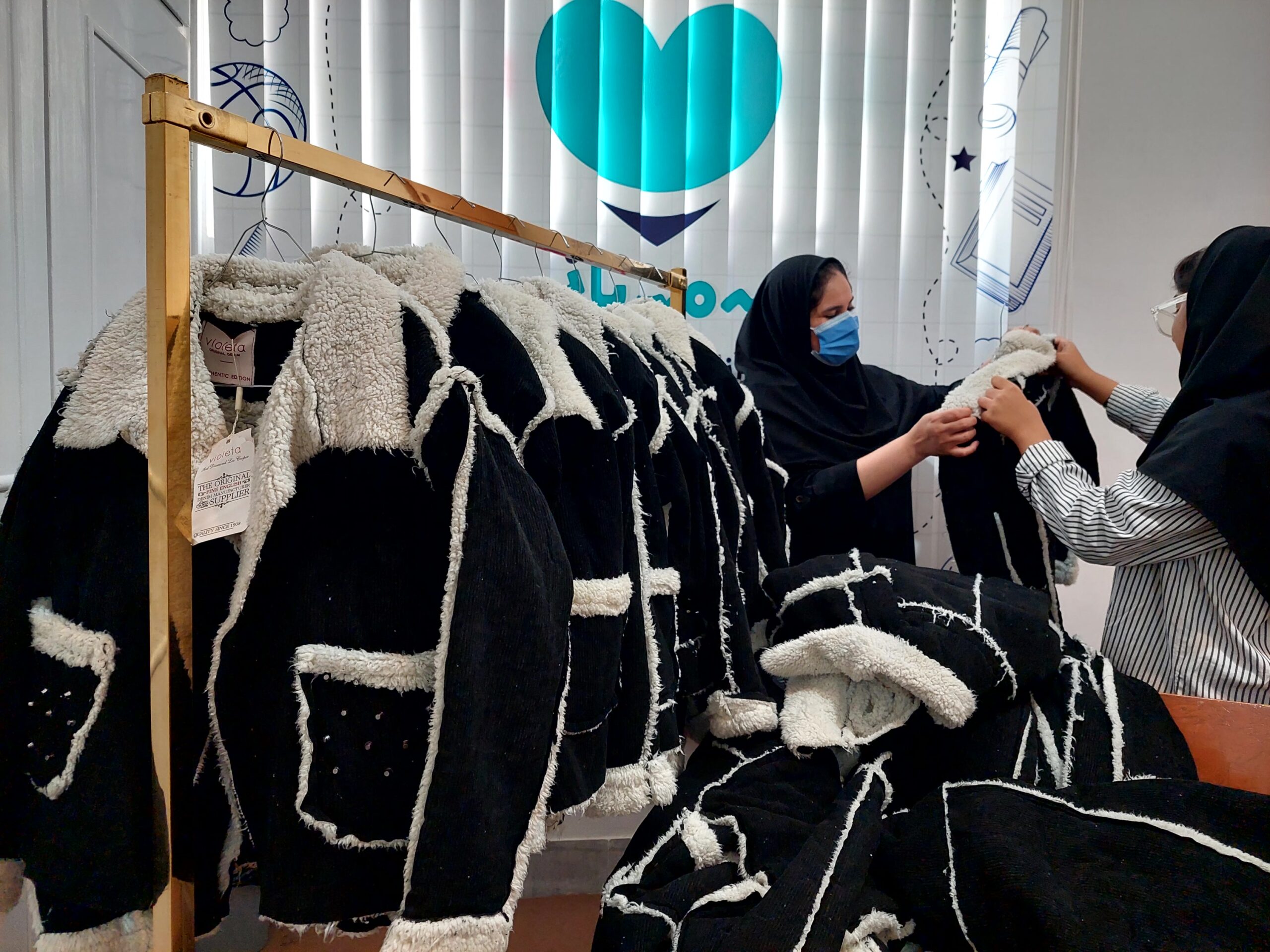 20251201 122616 scaled گرمای مهربانی بر تن دانشآموزان دارالاکرام بیرجند