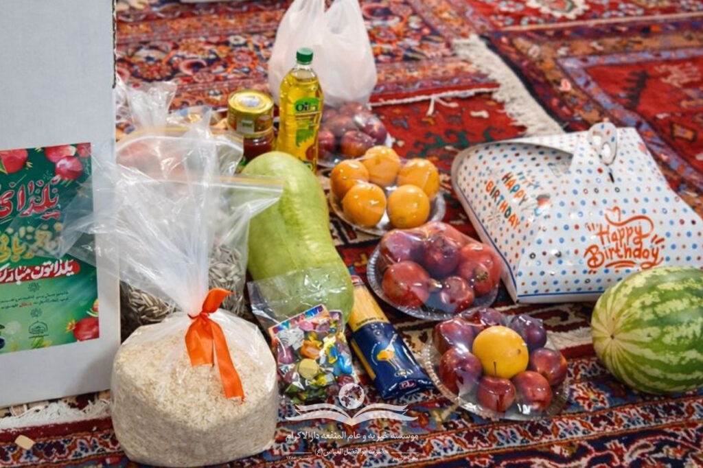 photo 2025 12 24 10 27 35 شوش به دانش‌آموزان خود عیدانه داد