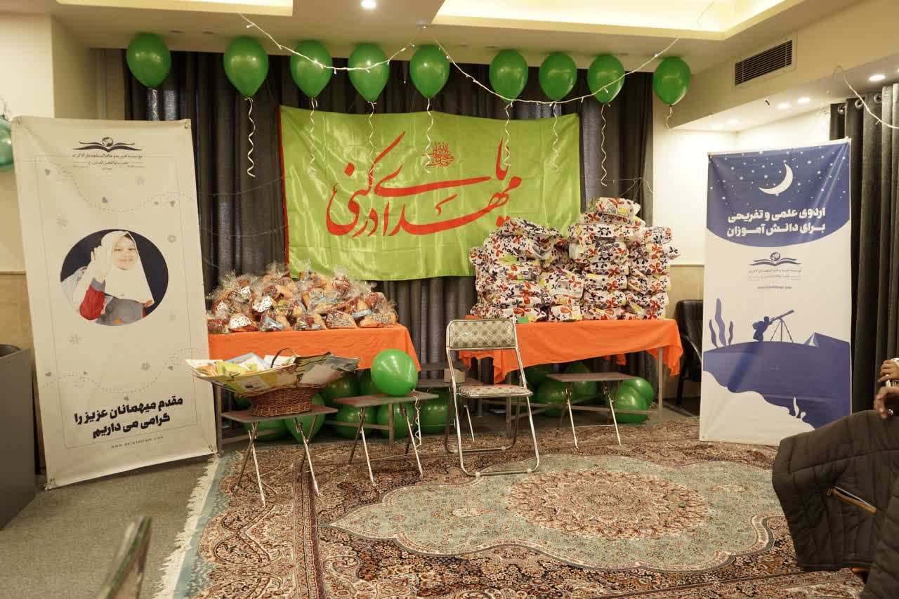 photo24430373945 برگزاری اردوی یک‌روزه برای دانش‌آموزان دارالاکرام قم